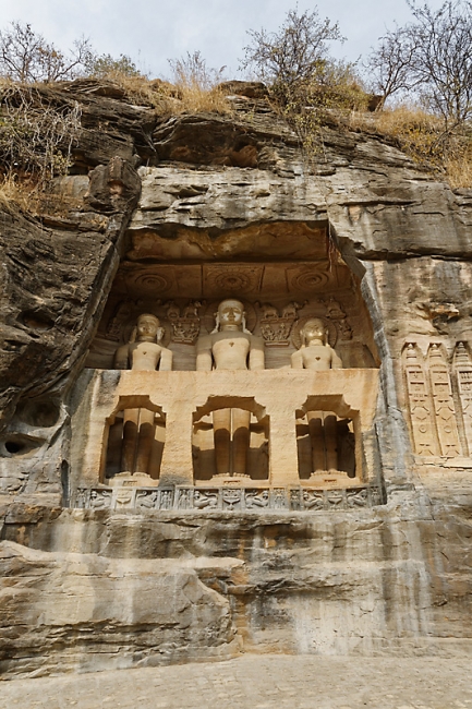 Gwalior-Statues jaïnes-061